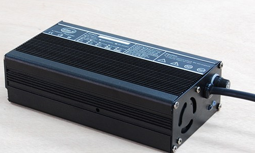 1555222557914614.png 电动车锂电池充电器.png