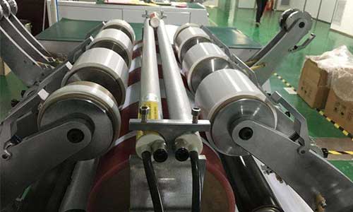 锂电池隔膜设备.jpg 锂电池隔膜设备.jpg